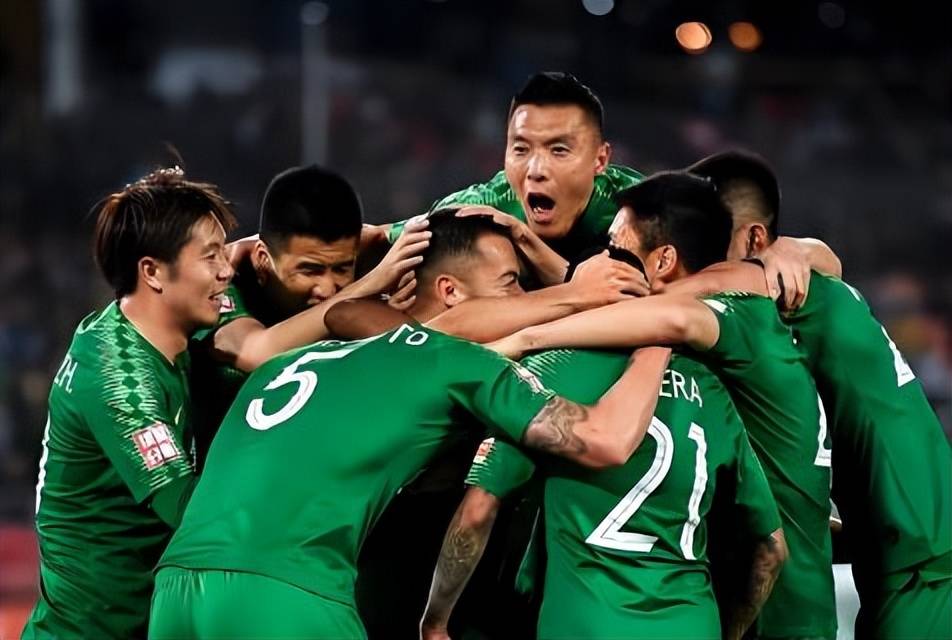 爱游戏官方入口-关于国际比赛日北京国安备战欧联；强势反弹细节曝光；目标明确；训练强度明显提升的信息